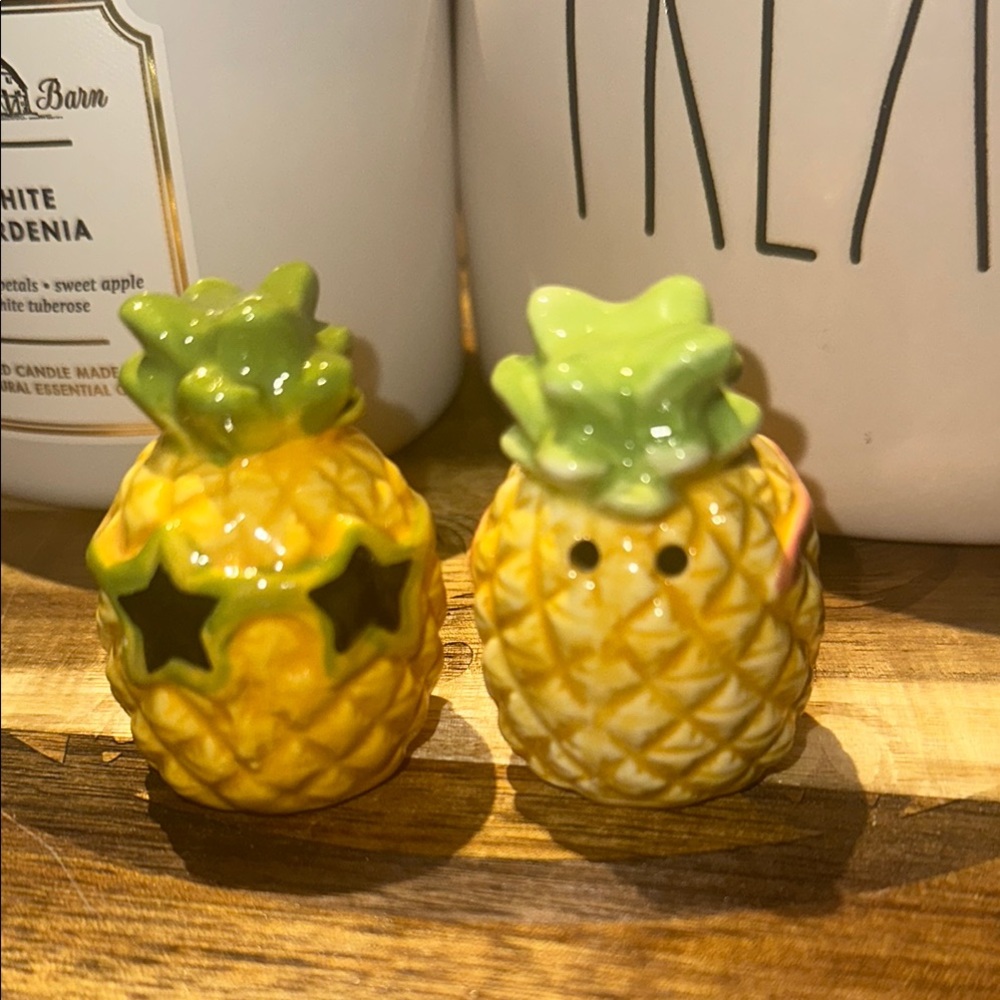 Pineapple Ceramic Salt and Pepper Shakers